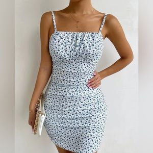 Blue floral bodycon dress